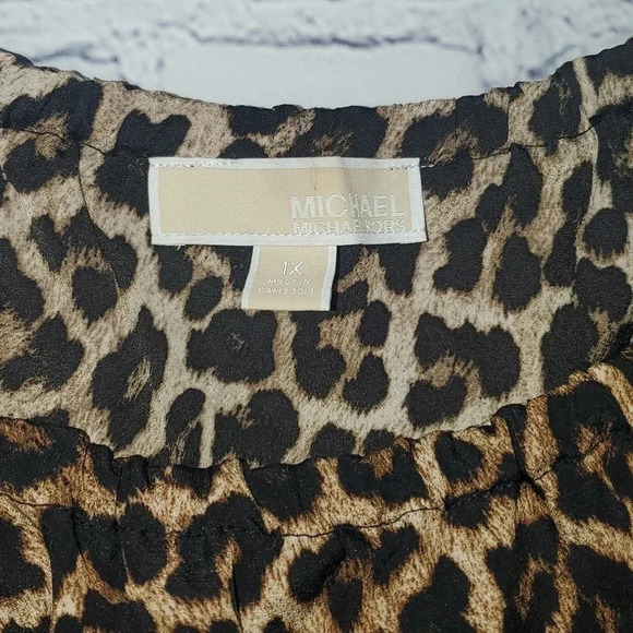 MICHAEL KORS Plus Size Leopard Off the Shoulder Peasant Blouse Size 1x - Picture 3 of 9